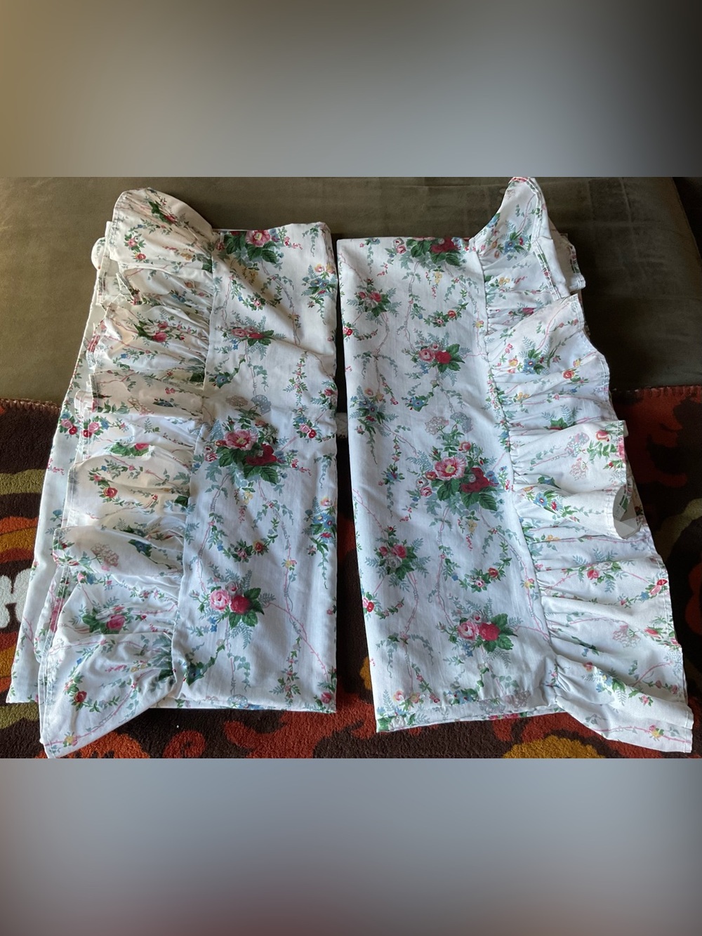 Vintage, Ralph Lauren BLAINE Floral Ruffled 2 KING Pillowcases